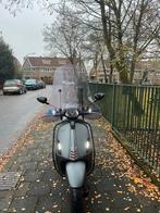 Vespa sprint, Ophalen, Zo goed als nieuw, Benzine, Vespa