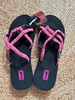Teva MUSH comfy foam slippers maat 41 sandalen roze zwart, Nieuw, Slippers, Ophalen of Verzenden, TEVA