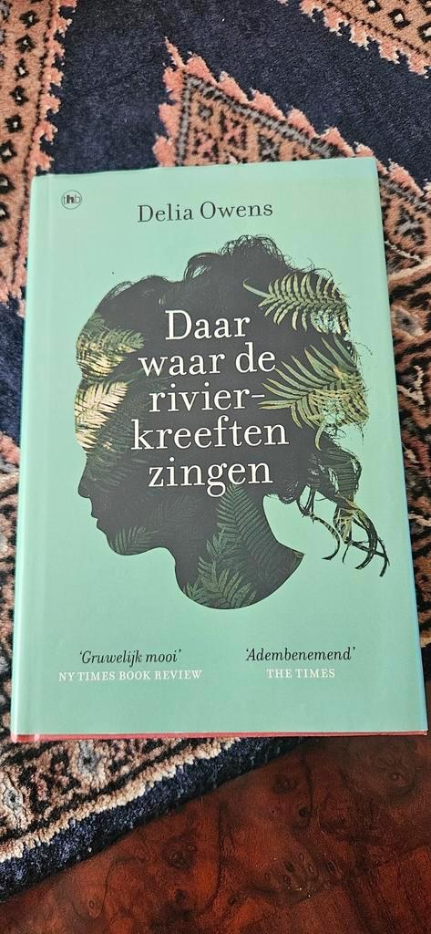 Delia Owens - Daar waar de rivierkreeften zingen, Boeken, Literatuur, Zo goed als nieuw, Nederland, Ophalen of Verzenden