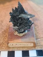 Stibniet Roemenië, Verzamelen, Mineralen en Fossielen, Ophalen of Verzenden, Mineraal