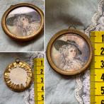 🌿 Poppenhuis,” KLEIN ANTIEK LIJSTJE, PORTRET ACHTER GLAS”🌿, Antiek en Kunst, Antiek | Speelgoed, Verzenden