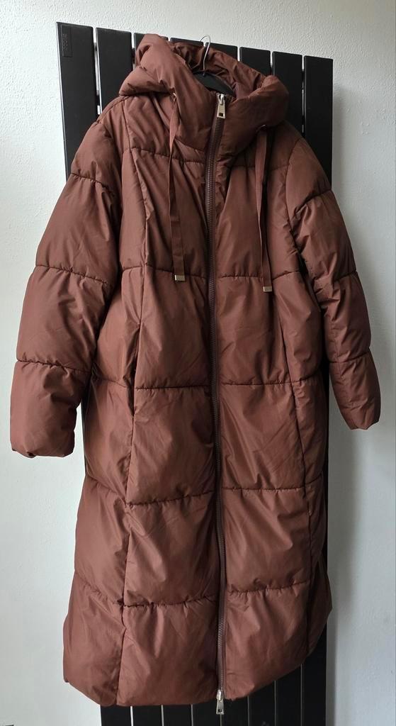 Zgan chocobruine lange jas draagbaar tm maat 48!, Kleding | Dames, Jassen | Winter, Zo goed als nieuw, Maat 46/48 (XL) of groter