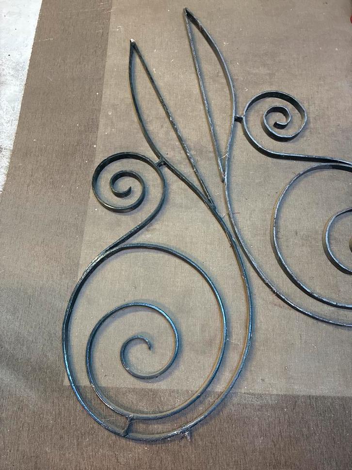 Metalen Siersteunen - Set van 2 breed 65cm hoog 145cm, Huis en Inrichting, Woonaccessoires | Wanddecoraties, Gebruikt, Ophalen