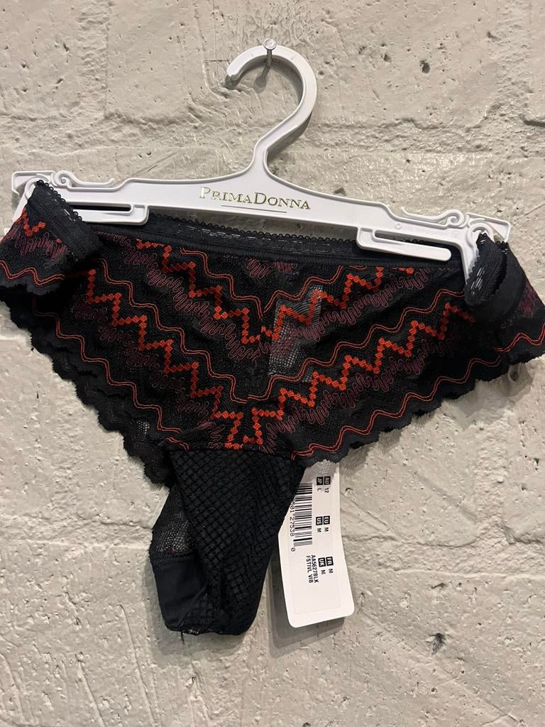 Freya string maat M 38/40 NIEUW!! Nu €7,50, Ophalen of Verzenden, String