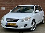 Kia cee'd 1.6 X-ecutive, Stof, 1591 cc, 4 cilinders, Wit