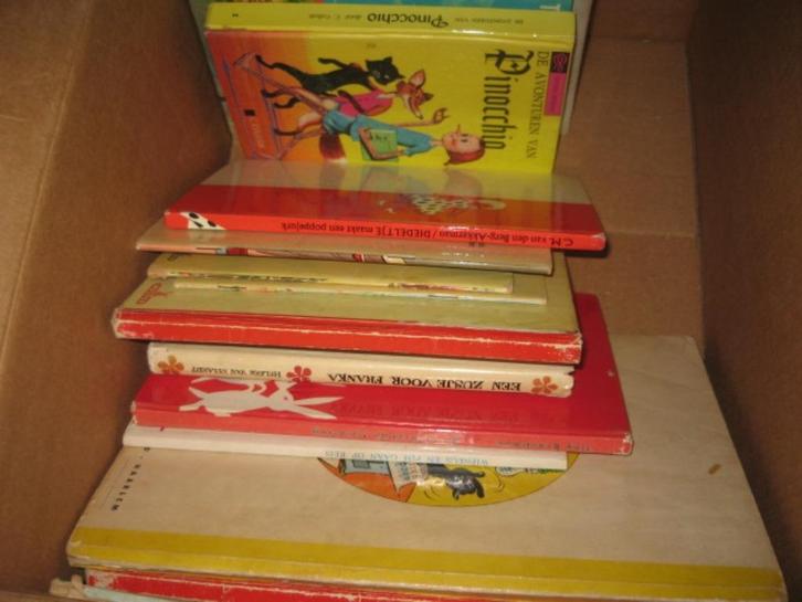 Kinderboeken uit zestiger jaren heel divers (ruim 15 stuks), Boeken, Kinderboeken | Jeugd | onder 10 jaar, Gelezen, Fictie algemeen
