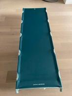 Quechua Camp Bed BASIC - Zo Goed Als Nieuw!, Caravans en Kamperen, Kampeeraccessoires, Ophalen, Zo goed als nieuw