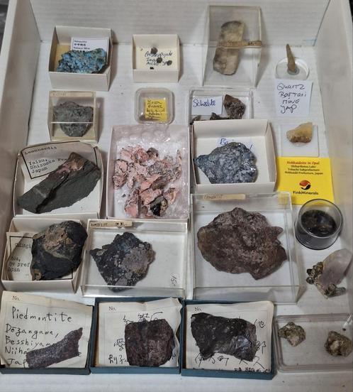 ZELDZAAM JAPANS MIX LOT, Verzamelen, Mineralen en Fossielen, Mineraal, Ophalen of Verzenden