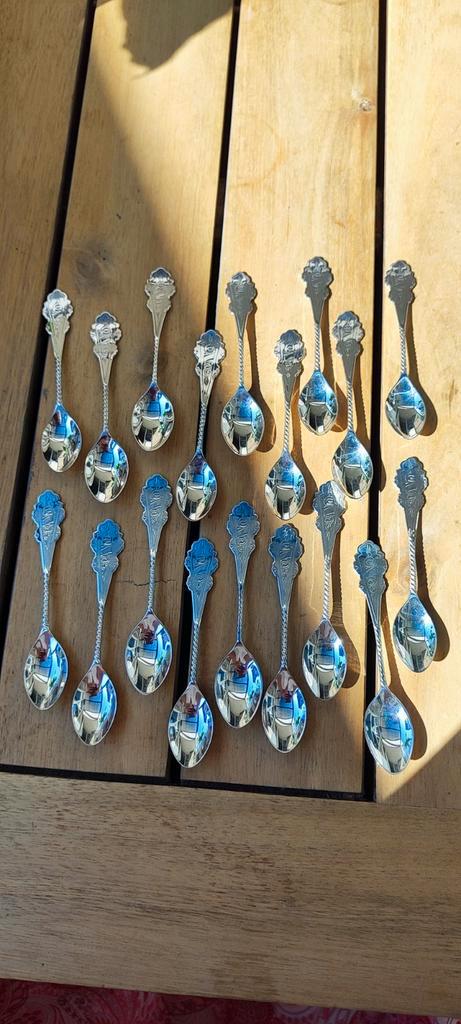 18 Verzilverde Theelepels, Antiek en Kunst, Antiek | Bestek, Ophalen