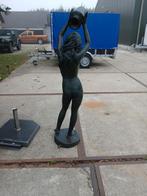Te koop bronzen beeld met wateraansluiting +/- 175 cm hoog, Verzamelen, Beelden en Beeldjes, Ophalen, Zo goed als nieuw, Mens
