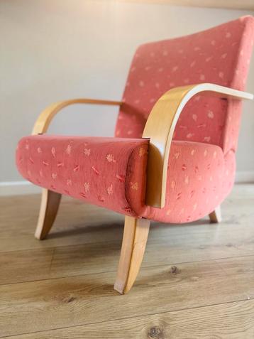 Vintage fauteuil beschikbaar voor biedingen