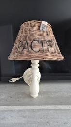 2 hanglampen met Riviera Maison Rattan Kappen, Huis en Inrichting, Lampen | Hanglampen, Ophalen of Verzenden, Minder dan 50 cm