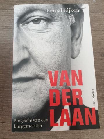 Van der Laan: Biografie van een burgemeester beschikbaar voor biedingen