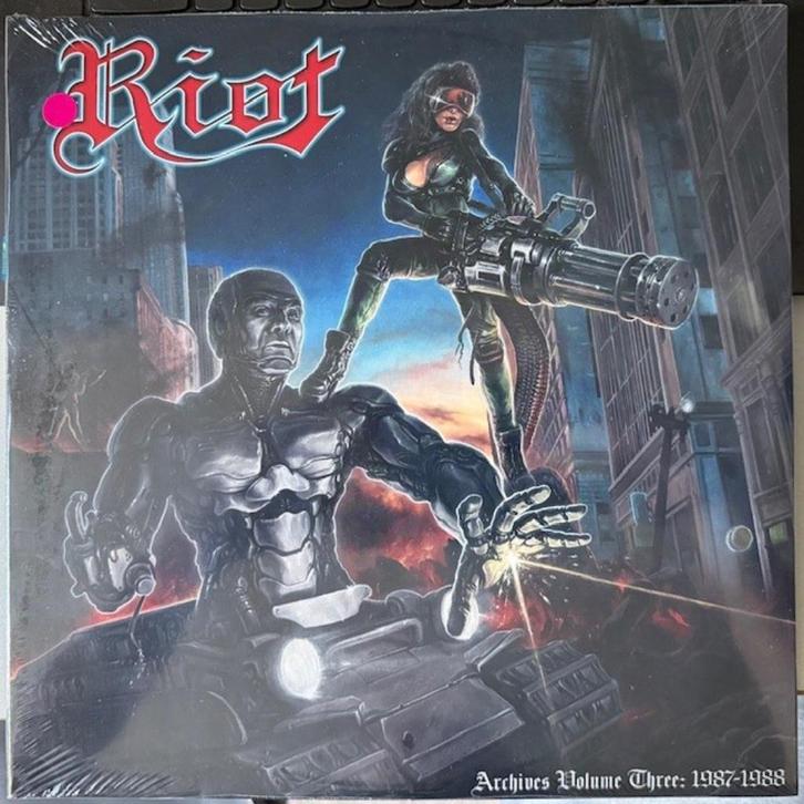 Riot - Archives vol. 3 1987-1988 2lp + dvd, nieuw/geseald, Cd's en Dvd's, Vinyl | Hardrock en Metal, Nieuw in verpakking, Ophalen of Verzenden