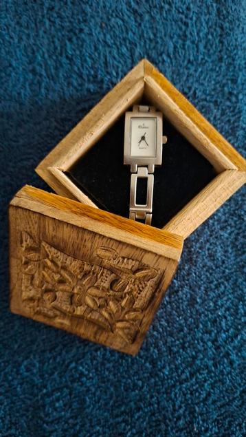 Ventige dames horloge chatex beschikbaar voor biedingen
