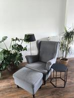 Oorfauteuil kleur grijs met hocker, Ophalen of Verzenden, Zo goed als nieuw, 75 tot 100 cm