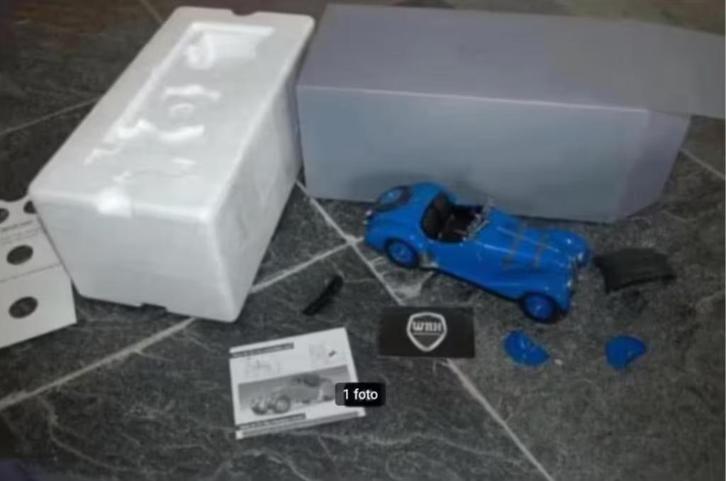 SALE ! 1:18 BMW 328 ROADSTER blue Autoart dealer edition WRH, Hobby en Vrije tijd, Modelauto's | 1:18, Zo goed als nieuw, Auto