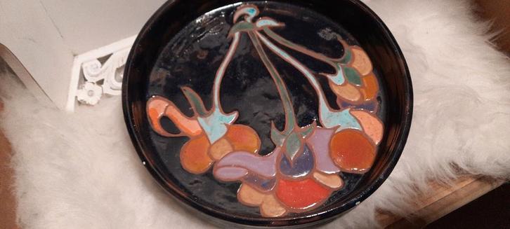 Vintage plateel schaal., Antiek en Kunst, Antiek | Keramiek en Aardewerk, Ophalen of Verzenden