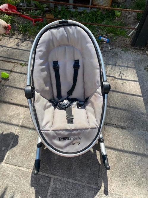 Titanium swing wipstoeltje, Kinderen en Baby's, Wipstoeltjes, Gebruikt, Wipstoel, Overige merken, Met gordel(s) of riempje(s)