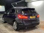BMW 2-serie Active Tourer 225xe iPerformance High Executive, Auto's, Automaat, 8 kWh, Stof, Gebruikt