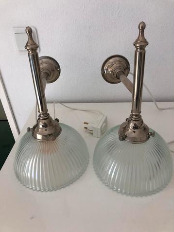 Wandlampen beschikbaar voor biedingen