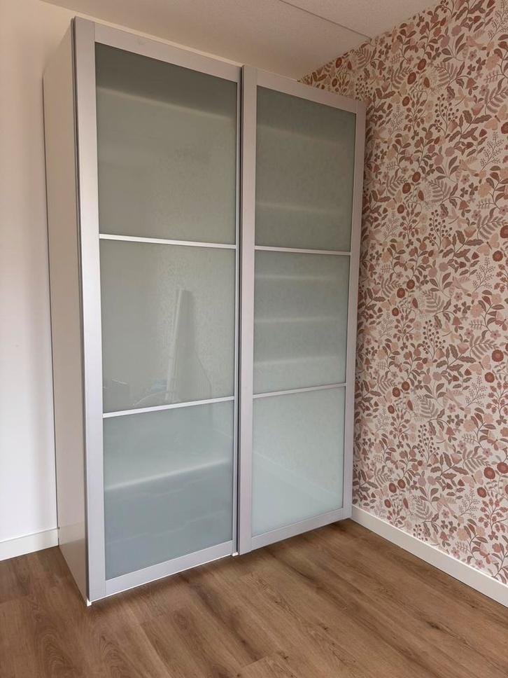 Witte IKEA PAX kast met schuifdeuren (150x58x236), Huis en Inrichting, Kasten | Kledingkasten, Gebruikt, 200 cm of meer, 150 tot 200 cm
