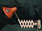 Vintage industriële harmonica wandlamp – oranje, Huis en Inrichting, Lampen | Wandlampen, Gebruikt, Ophalen of Verzenden, Metaal