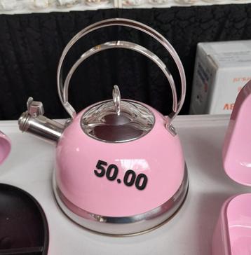Roze wesco fluit ketel beschikbaar voor biedingen