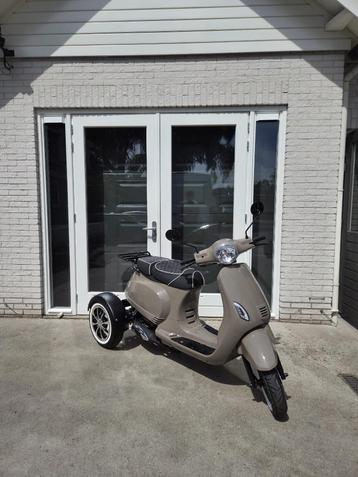 Ripco. Retro 4-takt benzine driewielscooter NIEUW! beschikbaar voor biedingen