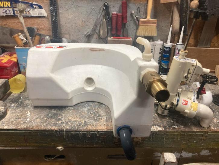 RM69 Buffertank voor Toilet, Watersport en Boten, Accessoires en Onderhoud, Gebruikt, Kombuis en Sanitair, Ophalen