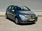 Mercedes B180 Blue-efficiency 2009, Auto's, Mercedes-Benz, Voorwielaandrijving, Stof, Zwart, 4 cilinders