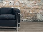 Cassina LC2 sofa bij TheReSales, Ophalen, Minder dan 75 cm, Design, Tweepersoons