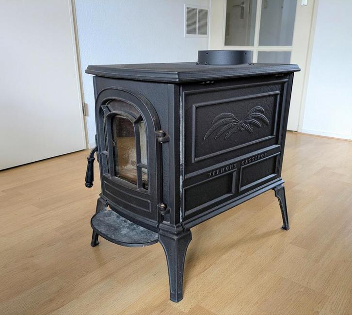 Gietijzeren Vermont Castings Aspen houtkachel, Huis en Inrichting, Kachels, Zo goed als nieuw, Houtkachel, Hout, Ophalen