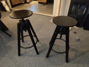 2 barkrukken 63 tot 74 cm Ikea dalfred  beschikbaar voor biedingen