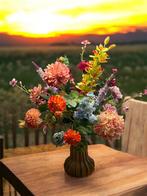 Zijden boeket opgemaakt in een goudkleurige vaas, Huis en Inrichting, Binnen, Nieuw, Ophalen of Verzenden, Fransidzesflowercreations