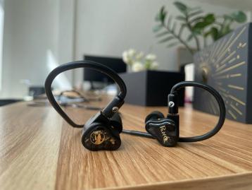 Fir Audio RADON 6 - Limited Version IEM beschikbaar voor biedingen