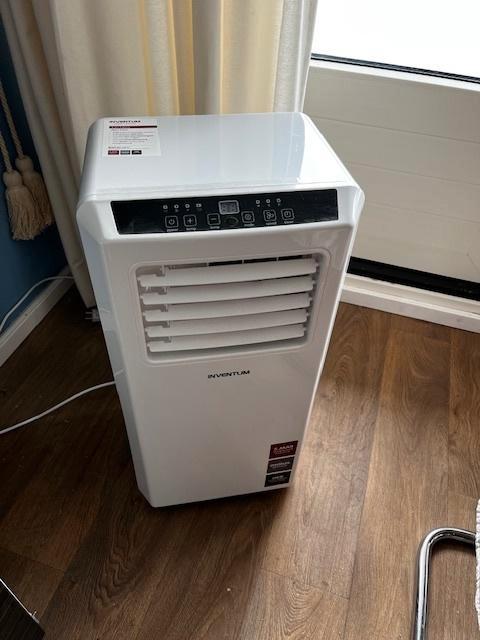 Airco Inventum AC701, Witgoed en Apparatuur, Airco's, Nieuw, Mobiele airco, Minder dan 60 m³, 3 snelheden of meer, Koelen en Ontvochtigen