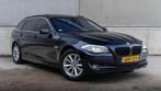BMW 5-Serie 523i 204pk Leer/Pano/HUD/Memory/Carplay, Auto's, BMW, Euro 5, Achterwielaandrijving, Zwart, 2000 kg