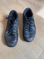 Nike kunstgras voetbalschoenen maat 42,5, Schoenen, Gebruikt, Ophalen