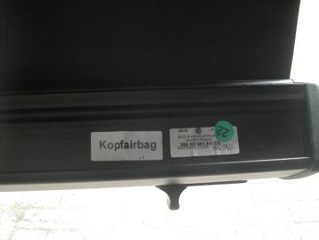 Volkswagen. Passat casette veiligheids bagage honden net.   beschikbaar voor biedingen