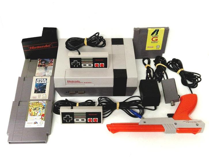 Nintendo NES + 2 Controllers + Spellen + Zapper + Kabels, Spelcomputers en Games, Spelcomputers | Nintendo NES, Zo goed als nieuw