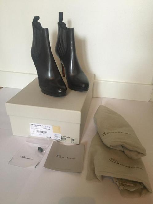 Prachtige zgan leren grijze enkellaarsjes Santoni maat 36, Kleding | Dames, Schoenen, Zo goed als nieuw, Lage of Enkellaarzen