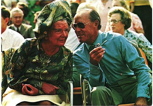 916141	Juliana	Bernhard Regeringsjubileum	1973	Tilburg	 Nett, Verzamelen, Koninklijk Huis en Royalty, Zo goed als nieuw, Kaart, Foto of Prent