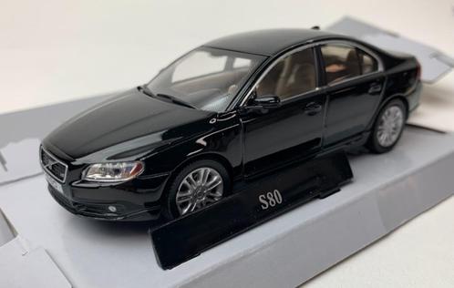 Jsn Cararama 1:43 Volvo S80, 2006 zwart, in windowbox, Hobby en Vrije tijd, Modelauto's | 1:43, Nieuw, Auto, Overige merken, Ophalen of Verzenden