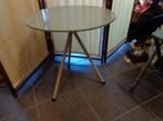 VINTAGE RONDE BLAUWE TAFEL MET 3 POOT, Huis en Inrichting, Tafels | Bijzettafels, Rond, Gebruikt, Vintage, Ophalen of Verzenden