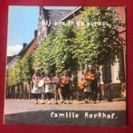 De familie Kerkhof - Bij ons in de straot / Brabants dialect, Ophalen, Zo goed als nieuw, 12 inch, Streekmuziek