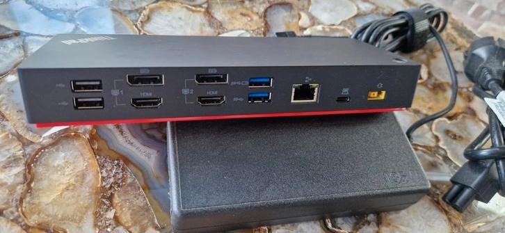 Lenovo thinkpad Hybrid Dock USB-C/USB-A Docking Station 135W, Computers en Software, Dockingstations, Zo goed als nieuw, Laptop