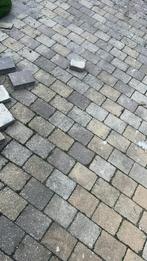 Gratis Tuinstenen - ca. 20m2, Tuin en Terras, Tegels en Klinkers, Gebruikt, Klinkers, Ophalen of Verzenden, 10 m² of meer
