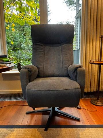 Prominent Fauteuils, relax stoel, sta op stoel beschikbaar voor biedingen