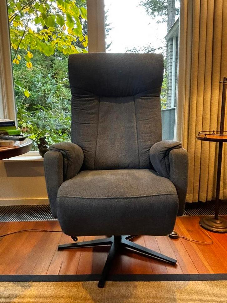 Prominent Fauteuils, relax stoel, sta op stoel, Huis en Inrichting, Fauteuils, Zo goed als nieuw, Stof, 50 tot 75 cm, Minder dan 75 cm